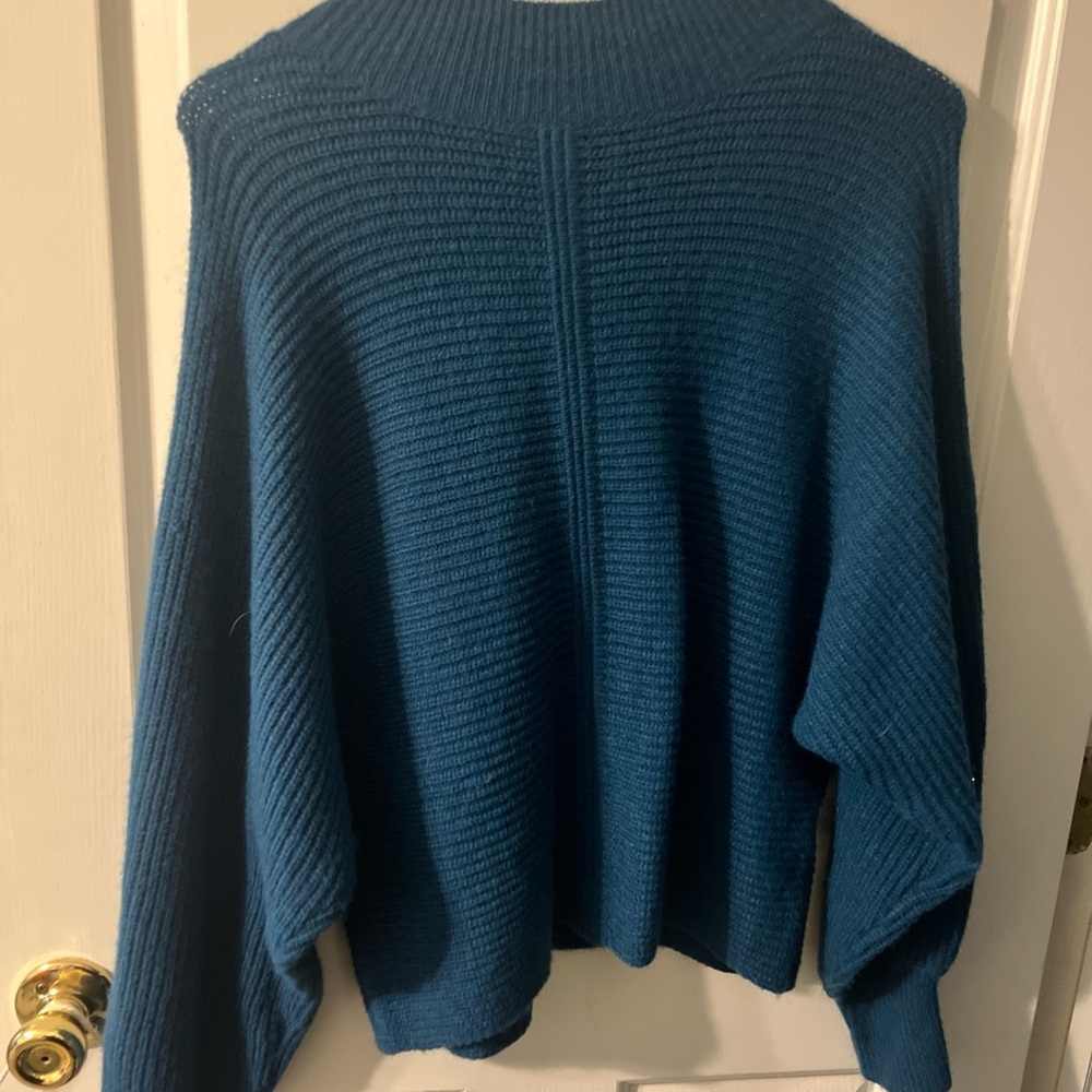 Women's teal Blue Sweater